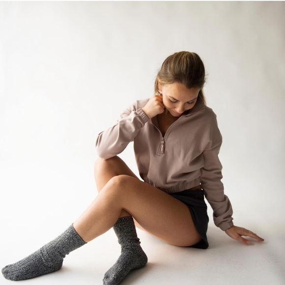 P'tula Tops - P’tula Mara Scrunch Crop Sweatshirt Beige Tan Size Large